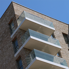Sapphire balconies set the scene at Greenwich Peninsula Sapphire balconies set the scene at Greenwich Peninsula