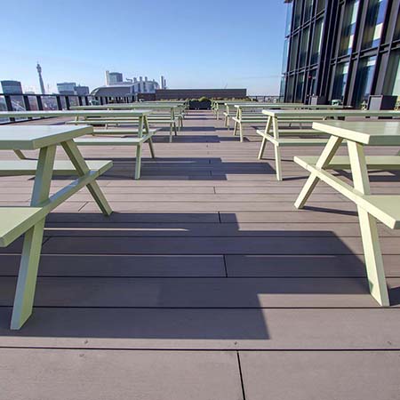Buzon DPH pedestals support bespoke decking for Google HQ Buzon DPH pedestals support bespoke decking for Google HQ