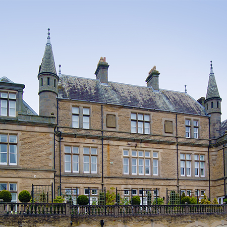 Spectus Vertical Sliders deliver heritage authenticity and modern practicality Spectus Vertical Sliders deliver heritage authenticity and modern practicality