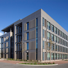 Kingspan provides tapered roof solution at innovative Cambridge offices Kingspan provides tapered roof solution at innovative Cambridge offices