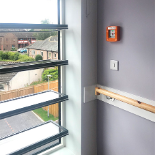 Natural smoke ventilation utilising a variety of certified solutions Natural smoke ventilation utilising a variety of certified solutions