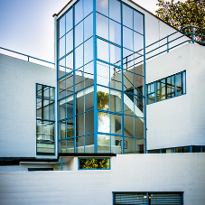 Groundbreaking Modernist house updated with new Clement windows Groundbreaking Modernist house updated with new Clement windows