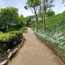 A bespoke asphalt colour option for Scarborough’s South Cliff Gardens A bespoke asphalt colour option for Scarborough’s South Cliff Gardens