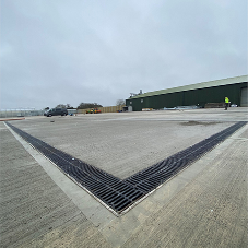 Wicks Farm - Channel drains for heavy - duty traffic