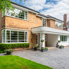It could only be genuine steel windows and doors for this Art Deco home It could only be genuine steel windows and doors for this Art Deco home