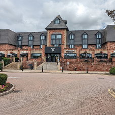 Mapei makes a grand entrance at Village Hotel Mapei makes a grand entrance at Village Hotel