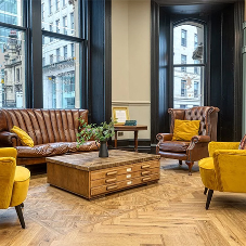 Polyflor's Expona Commercial PUR Brings Features of Grade II Listed Building to Life Polyflor's Expona Commercial PUR Brings Features of Grade II Listed Building to Life