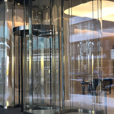 712 Fifth Avenue: Historic Elegance Meets Modern Design with SentryGlas® 712 Fifth Avenue: Historic Elegance Meets Modern Design with SentryGlas®