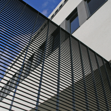 Versatile Fencing for a Premium Architectural Aesthetic Versatile Fencing for a Premium Architectural Aesthetic
