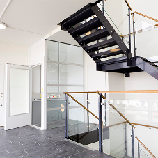 Commercial Platform Lifts Commercial Platform Lifts